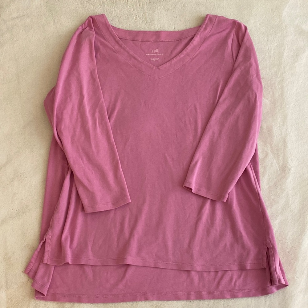 Light Pink 3/4 Sleeve V-Neck Top